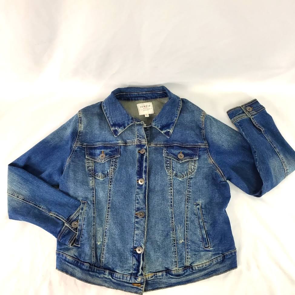 Torrid Jackets & Coats | Torrid Denim First at Fit Jacket | Color: Blue | Size: L | Ricanprincessle's Closet