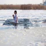 Cold water swimming may cut 'bad' body fat, but further health benefits remain uncertain: Study