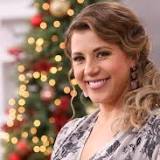 “Full House” star Jodie Sweetin knocked to the ground by police during an abortion right protest