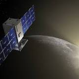 NASA's tiny CAPSTONE probe goes silent on its way to the moon
