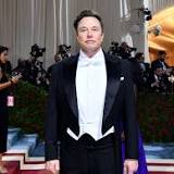 Elon Musk: “Twitter Deal Temporarily on Hold”