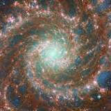 Spectacular Image Of Heart Of Phantom Galaxy Highlights Power Of Webb, Hubble Telescopes