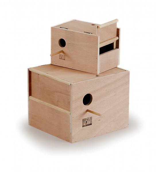 Prevue Pet Products BPV1106 Outside Mount Nest Box - for Cockatiel