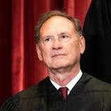 “Embarrassment to the Supreme Court”: Alito gloats and taunts critics of his anti-abortion ruling