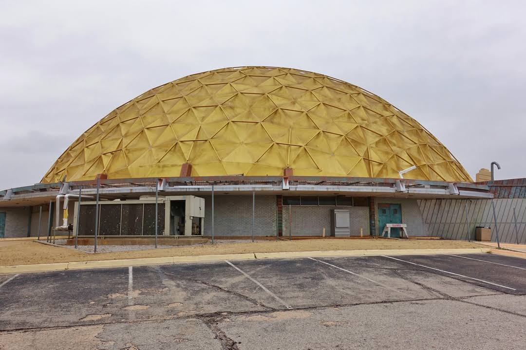 Gold Dome Bank Building image