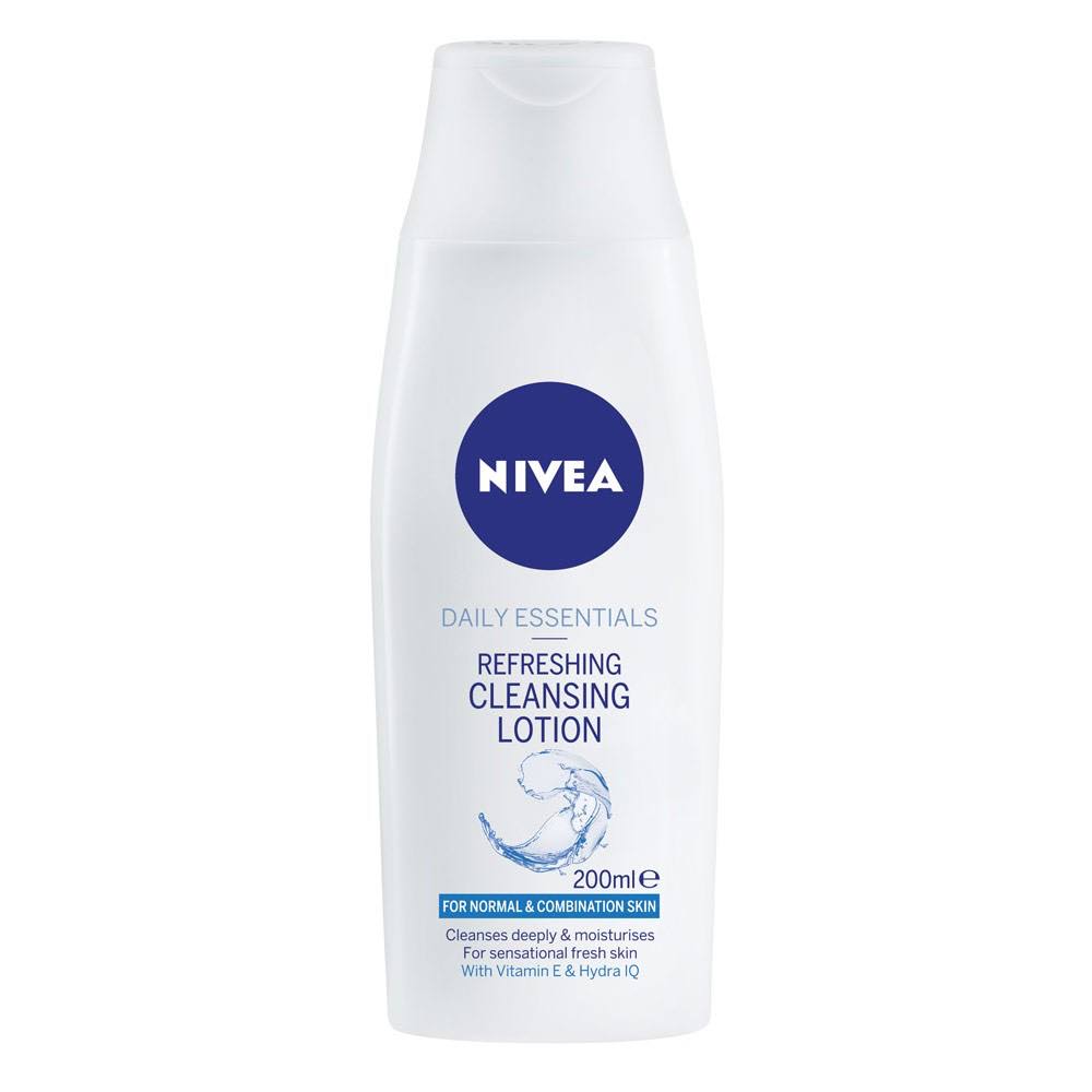 Nivea Daily Essentials Refreshing Cleansing Lotion - 200ml