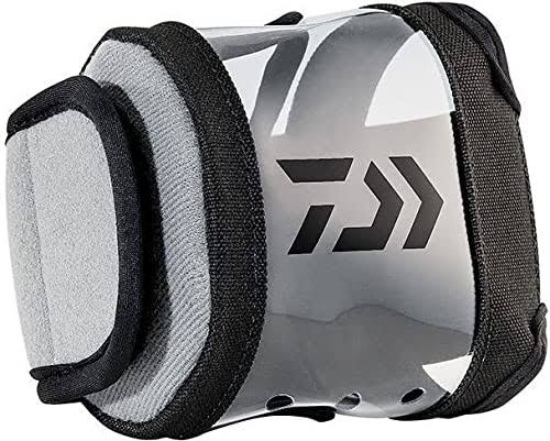 Daiwa Unisex S D Vec Tactical Clear View Conventional Reel Cover