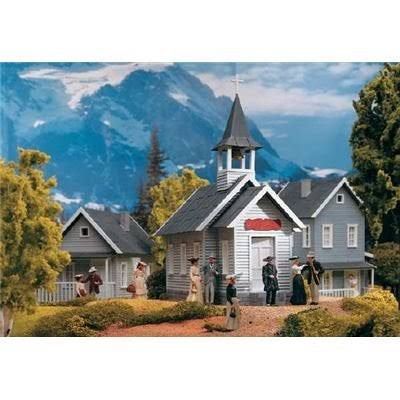 PIKO G SCALE MODEL TRAIN BUILDINGS - COUNTRY CHURCH - 62229