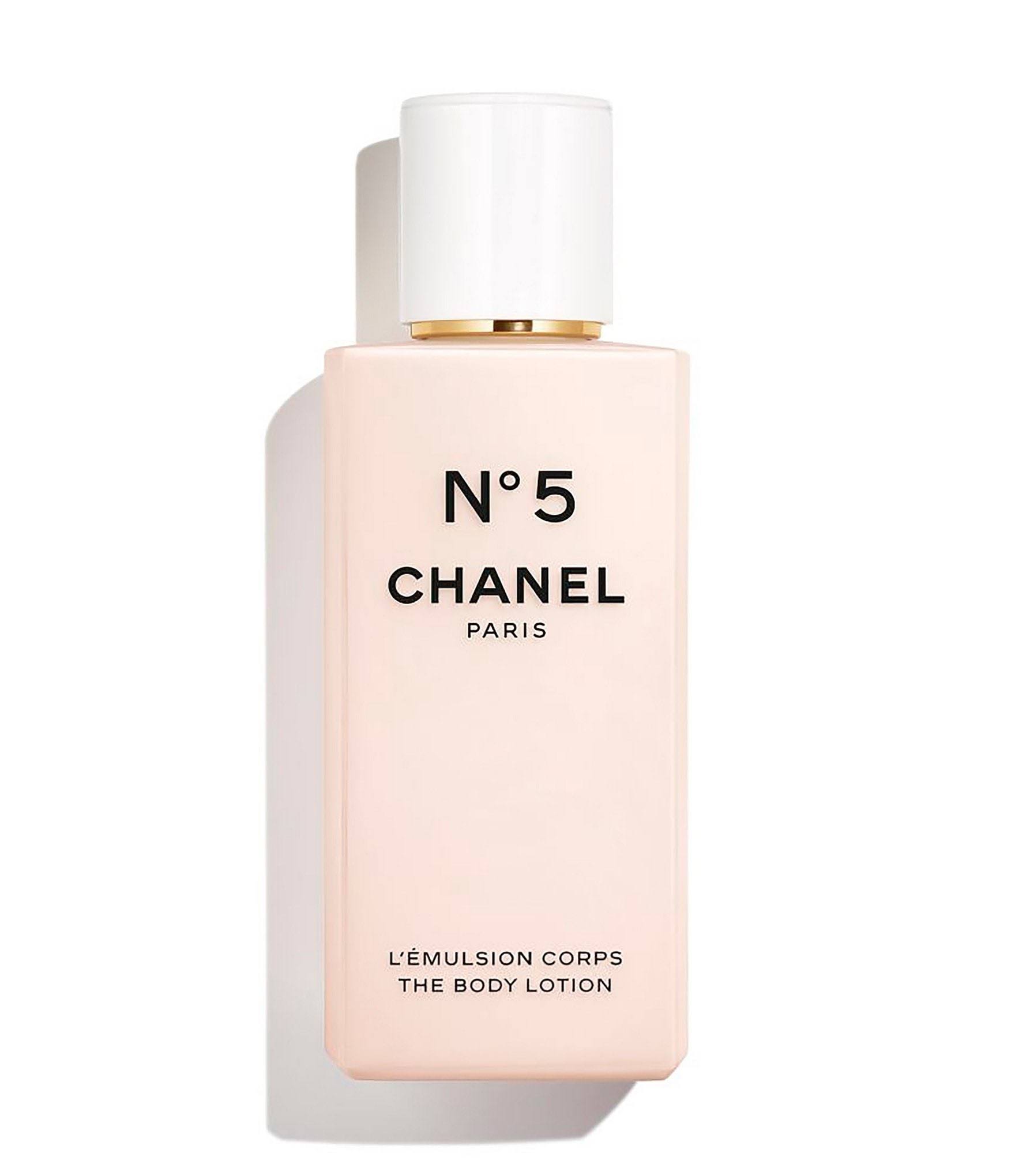 CHANEL The Body Lotion