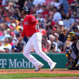 Front office fails to help as Red Sox continue to flounder