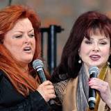 The Judds in die Country Music Hall of Fame aufgenommen