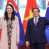 Jacinda Ardern's meeting with Xi Jinping confirmed as video shows Chinese President giving Justin Trudeau dressing ...
