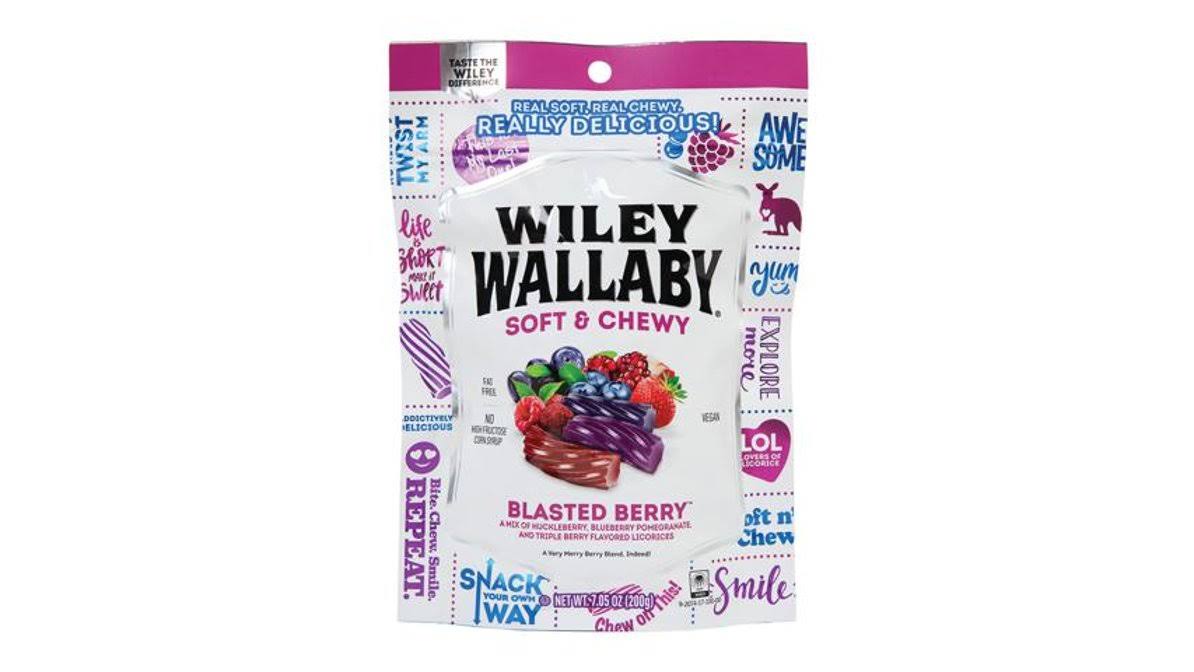 Wiley Wallaby Blasted Berry Licorice 7.05oz