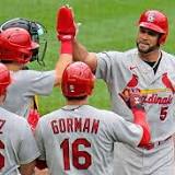 Pujols hits 2 HRs, Molina pitches in Cards' rout of Pirates