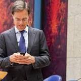 Premier Rutte overtrad de wet door naar eigen inzicht sms'jes te wissen