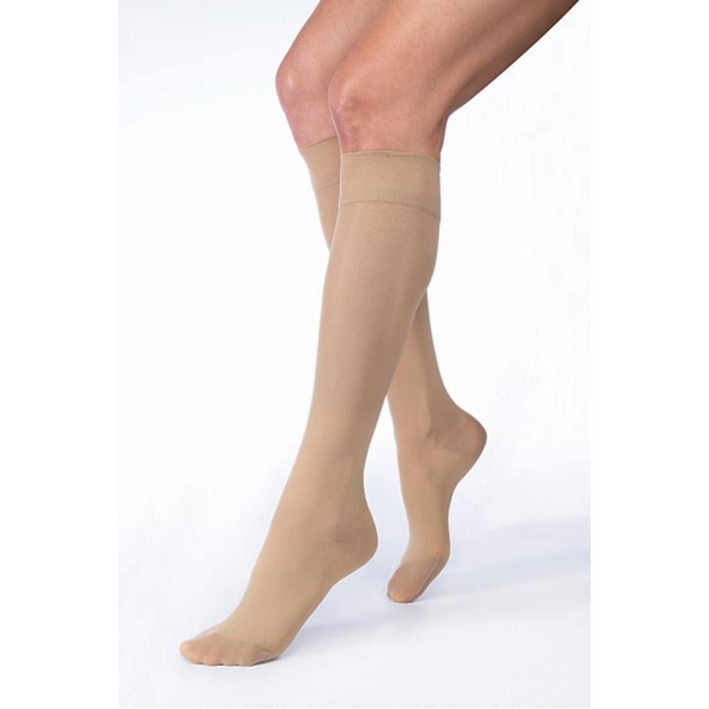 Jobst Opaque SoftFit Women's 20-30 mmHg Knee High / Large / Natural