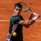 Alcaraz sails into his first French Open quarter-final, defeats Khachanov in straight sets; will meet Zverev next