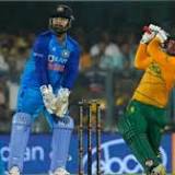 IND vs SA, 3rd T20I Live Score: Karthik out for brilliant 46, India 4 down