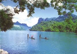 Pa Khoang Lake