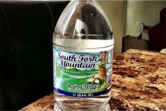 South Fork Mountain Sparkling Water - 1 Liter - Ray's Food Place- Arcata - Delivered by Mercato