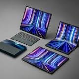 17-inch laptop the size of a 12.5-inch laptop after folding in half
