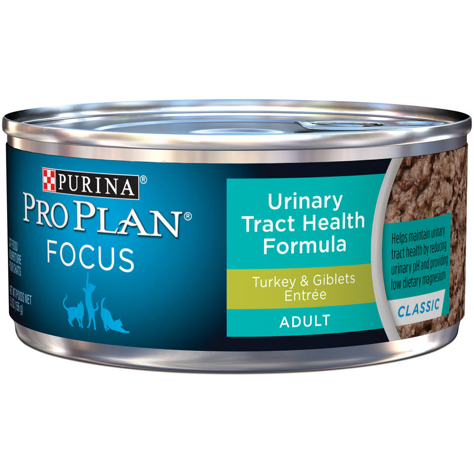 Purina Pro Plan Urinary Tract Health Pate Wet Cat Food, Focus Urinary Tract Health Formula Turkey & Giblets Entree - 5.5 oz