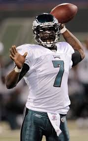 Vick in throwing motion 